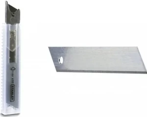 Лезвия сегментированные STANLEY 18мм (цена за 1шт) 3-11-301